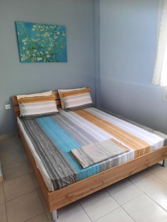 Park View Apartment In Paralia Dionisiou Dış mekan fotoğraf